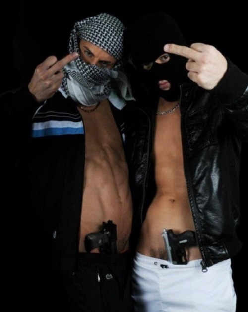 pervguy: Violence and weapons rule