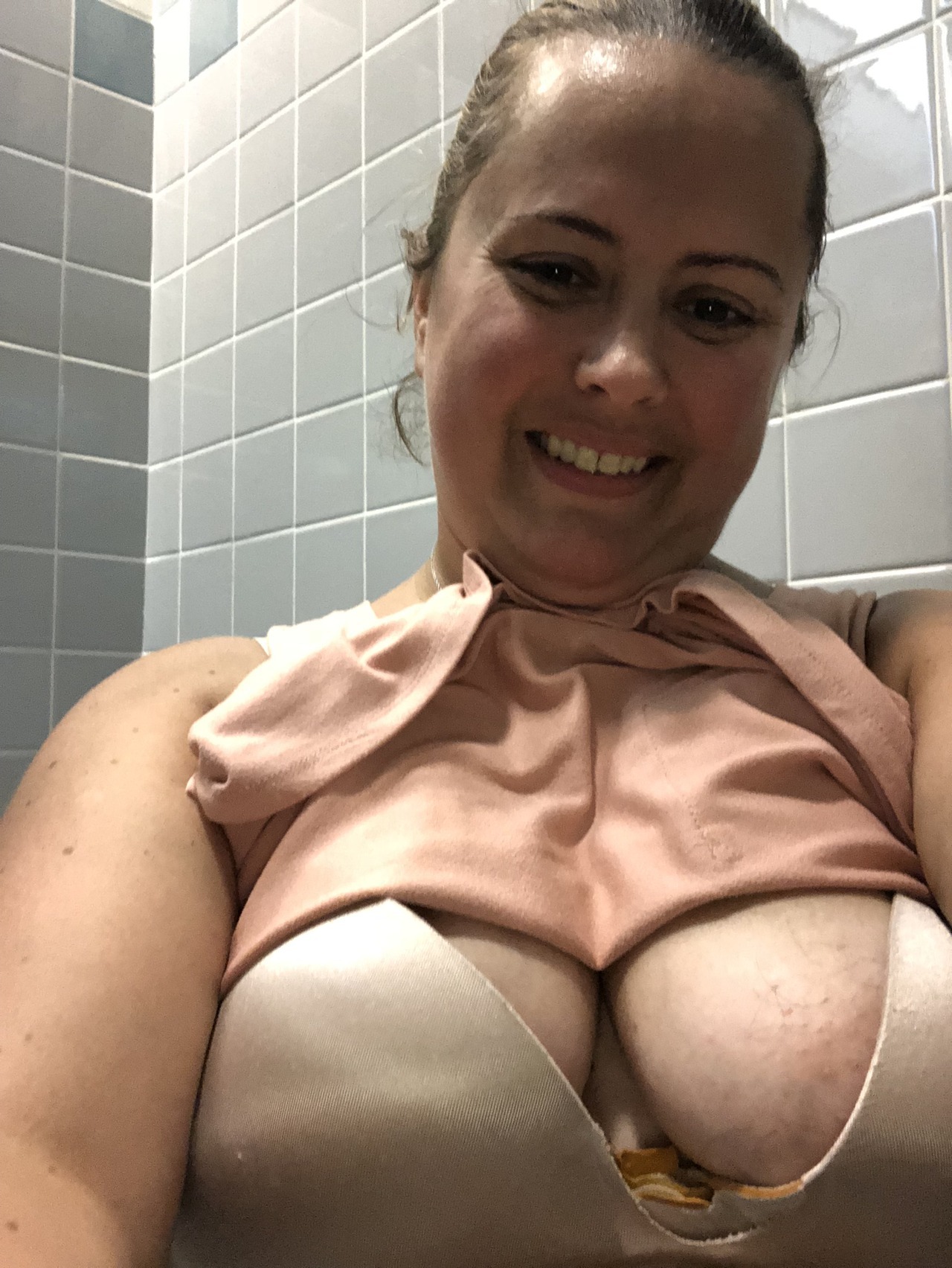 hornymb1981:  Just some random playful shots