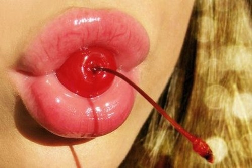 getsuswet:  Yessss oral fixation collage ♥ Hazel