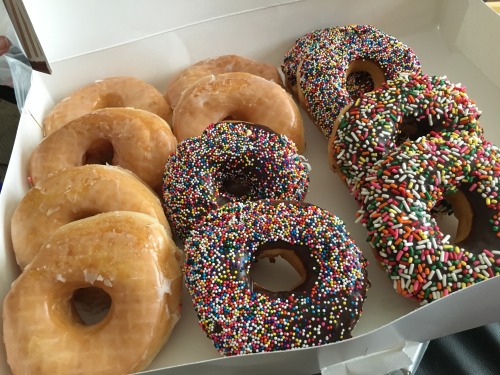 everybody-loves-to-eat: donuts from the best roommate ever