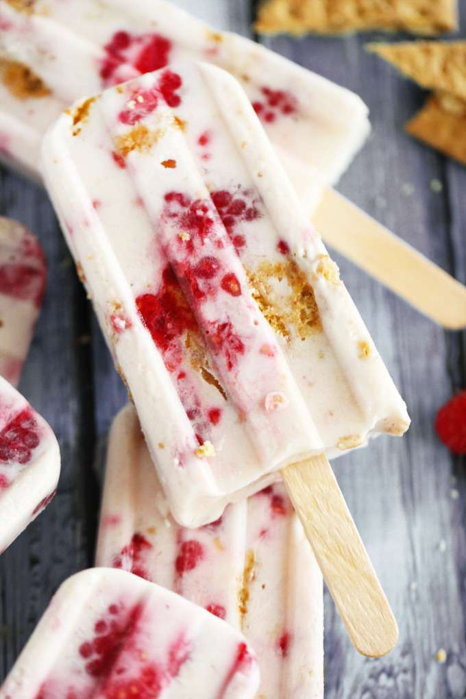 nom-food:  Raspberry cheesecake popsicles 