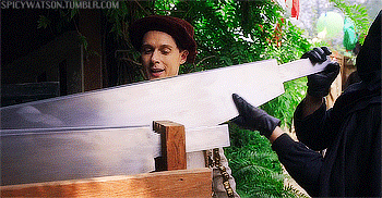 spicywatson: dghda out of context #savedirkgently 
