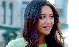 prettylittleliarsxxxx:★ Emily Fields ★    ★ 7x20 “til deAth do us pArt” ★