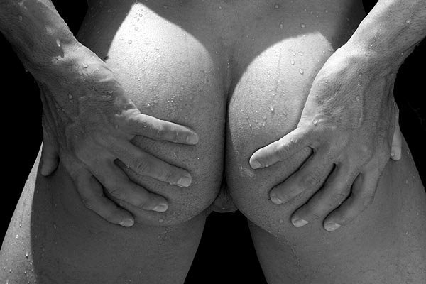 justlikeastare:  HORNY 