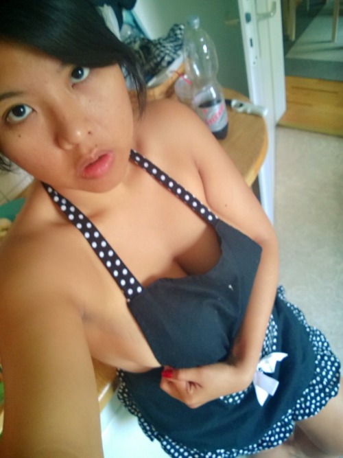 mattsexxx:Please REBLOG#awek #lucah #melayu #malay #bogel #naked #tetek #breast #bohsia #naked #nsfw