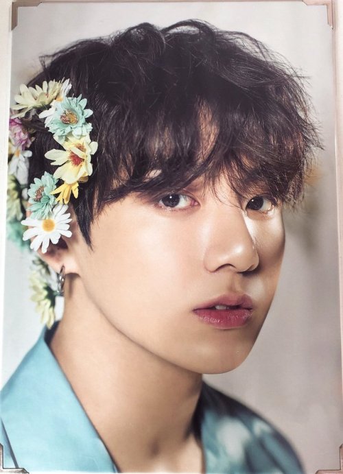 BTS LOVE YOURSELF TOUR In Seoul Official Goods Premium Photos|| Dazzlingtaekook