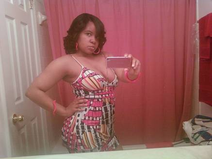 jazziedad:  Curvy Babe 💋 