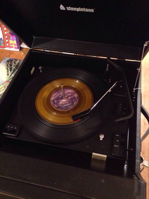 1975daily:  // MEDICINE //