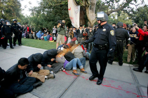 steeleman: newwavenova: ecologiadigital: Remember when that cop pepper-sprayed students in 2011? UC 