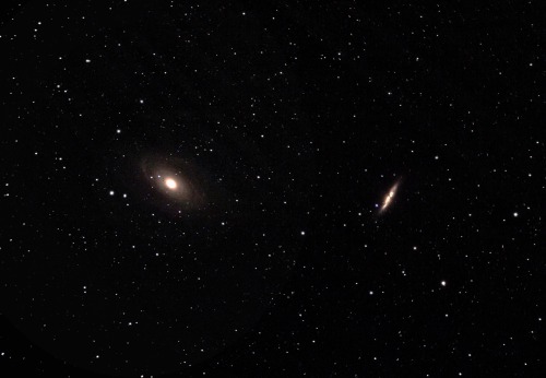 capturingthecosmos: M81 Bode’s Galaxy and M82 The Cigar Galaxy from last night. Best I could g