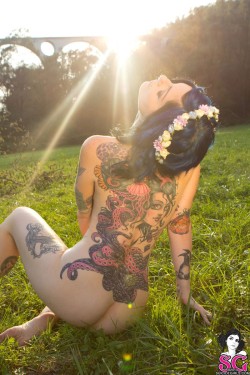fuck-yeah-suicide-girls:    Riae suicide Click here for more Suicide Girls on your dash!!  