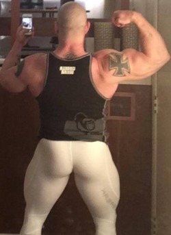 Kevin Blake - That ass, those legs, and this is what spandex is made for.