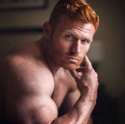 bodybuildermusclecentral:  bodybuildermusclecentral