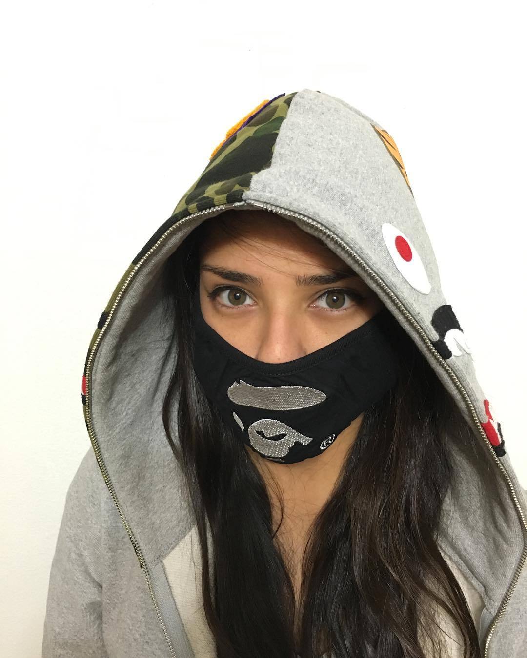 fantasticsteffo:  My girl is 🔥 #fierce #gf #baetime #mine #bape 