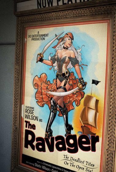 the-waifu-thief:  The Bombshell series where DC characters are reinvented as pinups 50s, has just released amazing themed alternate skins and new figurines DC Collectibles and several other products. THAT’S SUPER AWESOME
