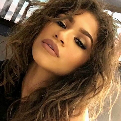 Zendaya Icons Without Psd. Rt Or Reblog If U Save Pls
