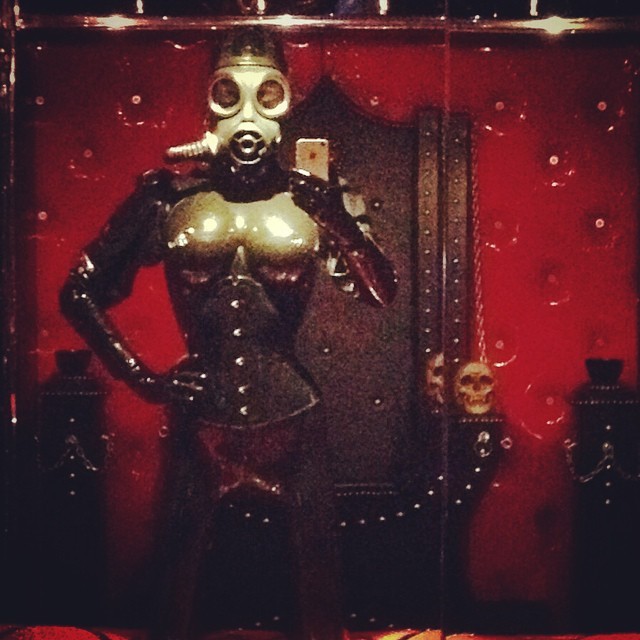kyliemarilyn:  A really quick selfie taken some minutes before the shooting started