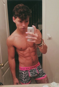 waistbandboy:  Think Pink