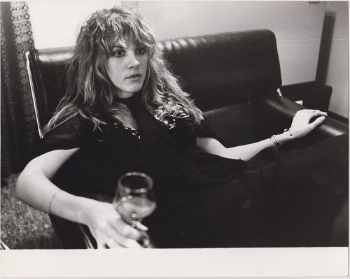 crystallineknowledge:Stevie Nicks photographed backstage during the ‘Rumours Tour’ in 1977