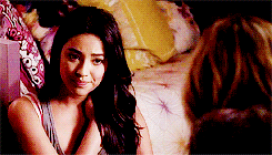lucyhardin-blog:Pretty Little Liars Meme: Friendships (1/5)Hanna & Emily (Hannily)