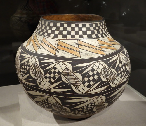 Storage jar (olla) of the Acoma Pueblo people, New Mexico.  Artist unknown; ca. 1890-1910. 