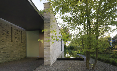 subtilitas:  Bedaux de Brouwer Architecten - Villa Rotonda, Goirle 2011. Photos © Michel Kievits. 