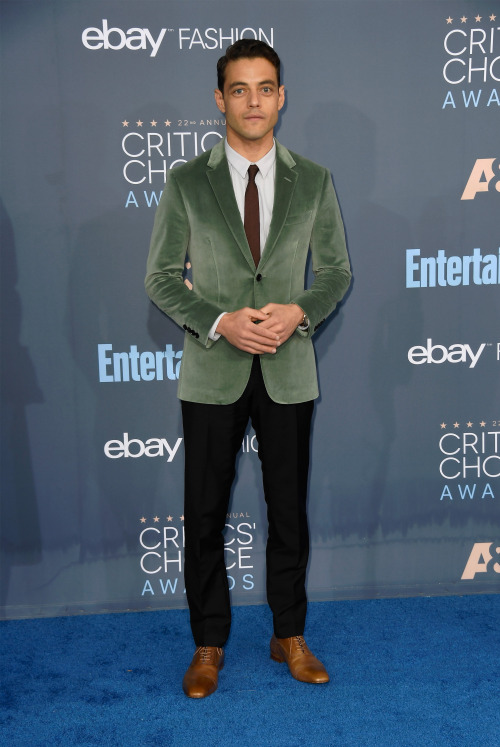 celebsofcolor:Rami Malek attends The 22nd Annual Critics’ Choice Awards at Barker Hangar on De