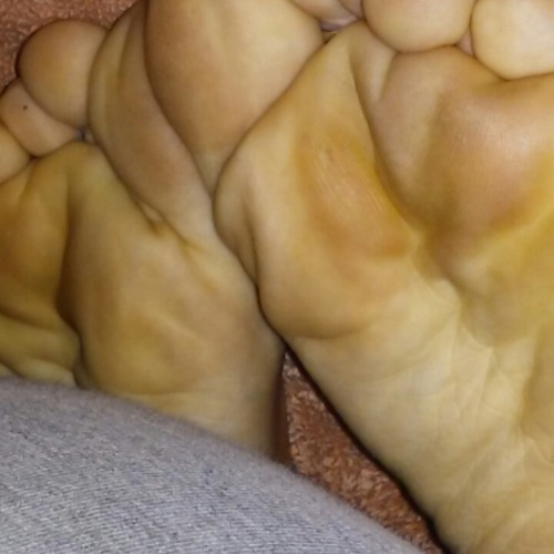 My lil stinky feet