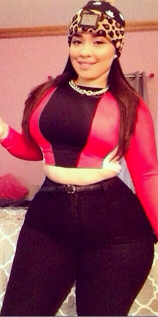 pookaluvcurves:  Pookaluvcurves 