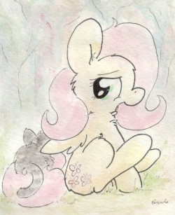 slightlyshade:  Fluttershy’s tail is just the place for this cat to relax.  D'awww! &lt;3