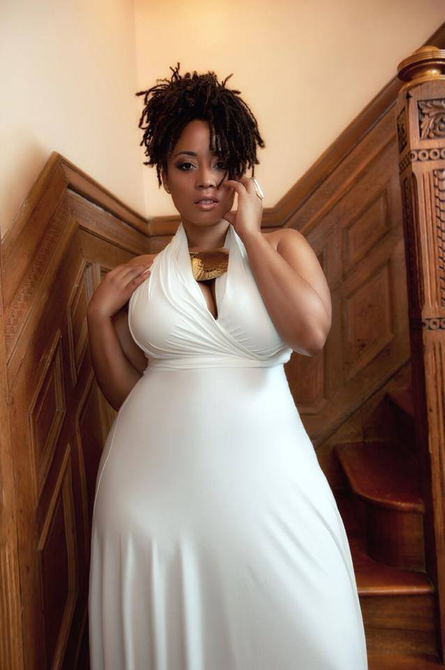 menlovecurves:  Rajdulari Barnes 