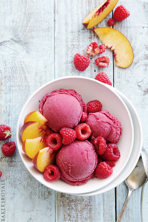 do-not-touch-my-food:Raspberry-Peach SorbetMINEEEE