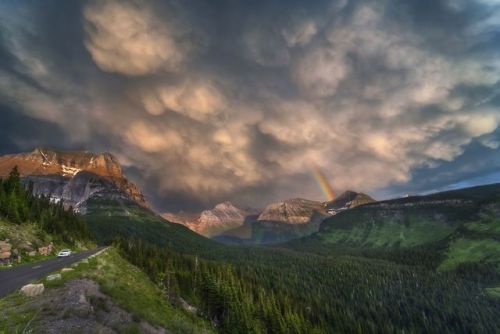 Top Shot: Grandeur at Glacier    Top Shot features the photo with the most votes from the previous d