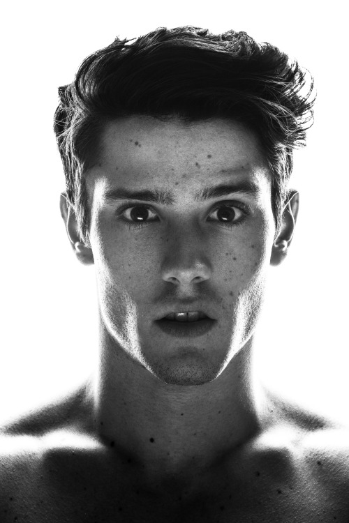 siderious:  #SideriousHeadshots of Diego Barrueco {breezyashell​} of ESTABLISHED by Michael Silver | Instagram: Siderious