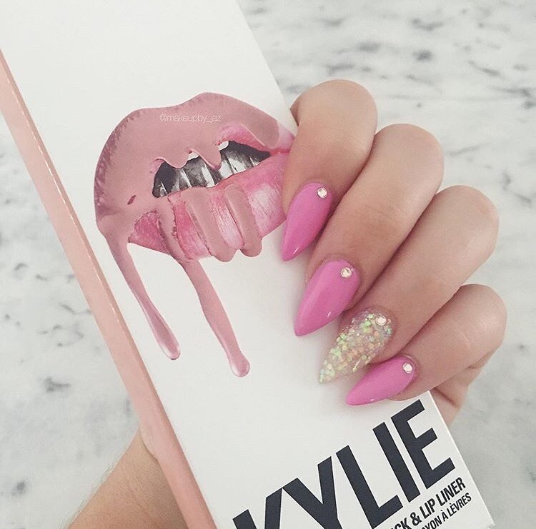 ammetrine:  fhlores:  ammetrine:  makeupidol:  makeup ideas &amp; beauty tips 