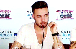 zayncangetsome:  make me choose → vastlyunknown asked: curly liam or beardy liam
