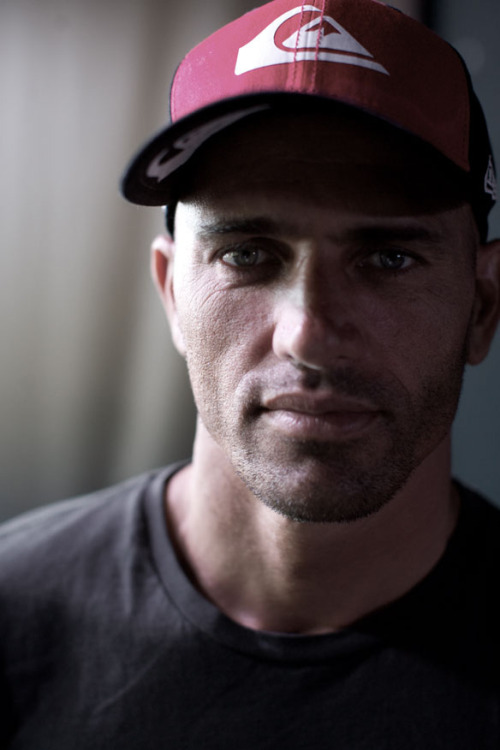 10 surfvivor: kelly slater