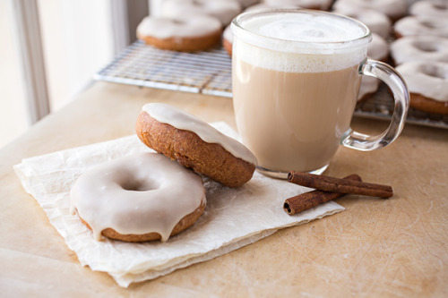 delectabledelight: Vanilla Chai Tea Latte Doughnuts