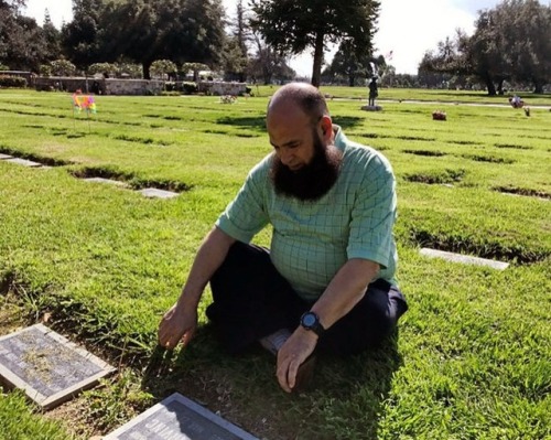 congenitaldisease:  Mohamed Bzeek, a Libyan-born Muslim, has been fostering terminally ill children 
