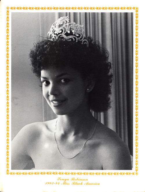 Miss Black America of MilwaukeeIn 1981 and 1984, Vel Phillips was a judge for the Miss Black America