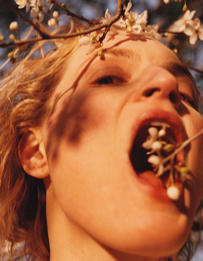 bienenkiste:Guinevere Van Seenus photographed by Tom Johnson for Dazed May 2019