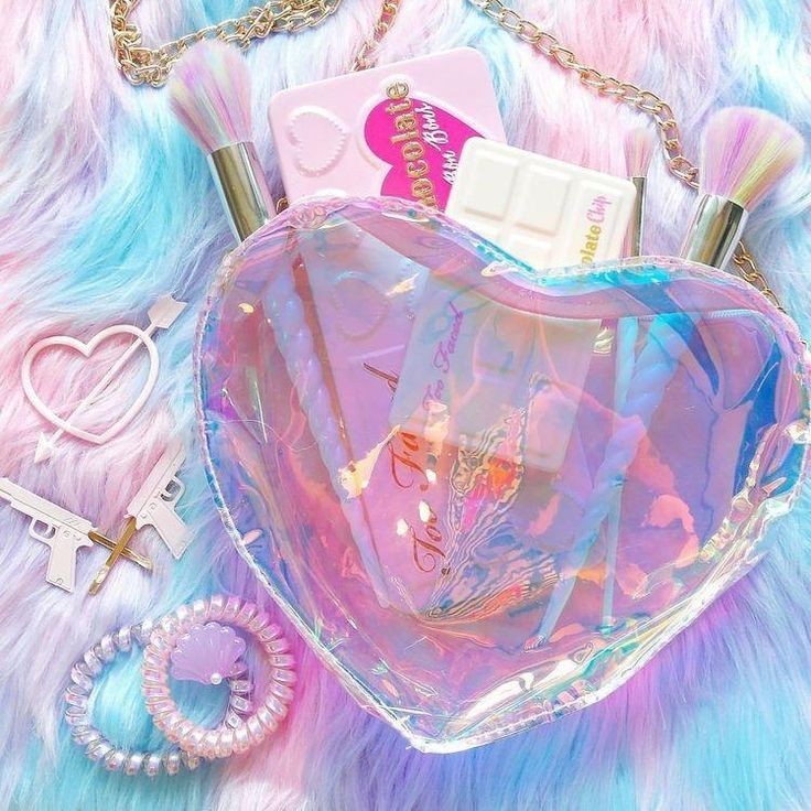 Pretty💖Girl Things on Tumblr: Image tagged with pink hearts, glitter  heart, girly stuff