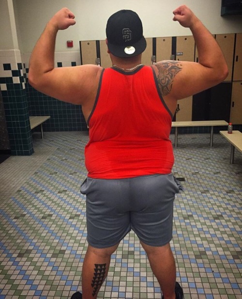 gato-loco:  @inkeddoctorkyle of Instagram doing sexy