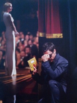 crimsonpoppyfields:  Oscars 2012 Sticking