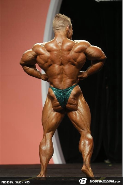 mitos:  Flex Lewis by Isaac Hinds, winner of the 2013 212 Olympia Showdown. 