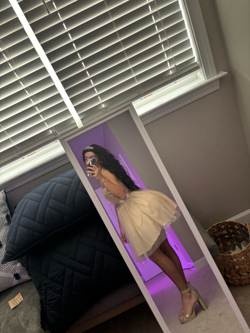 I Am Finally Going To Do This. Post Photos Of Myself In My Sissy Form. I Haven’t Fully Committed To