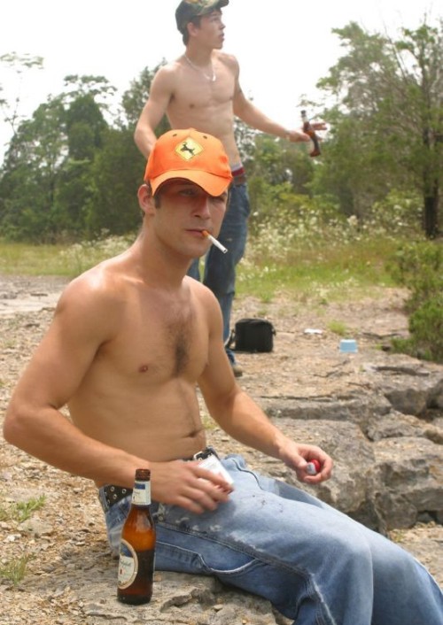 ksufraternitybrother:  Oh yes!!! Yes, please… KSU-Frat Guy:  Over 32,000 followers . More than 20,000 posts of jocks, cowboys, rednecks, military guys, and much more.   Follow me at: ksufraternitybrother.tumblr.com
