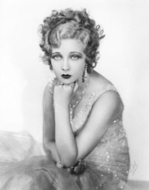 Helen Twelvetreeshttps://Painted-Face.com/