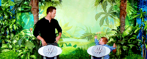 iamnevertheone: Ellen: He’s throwing it in your face! Dino Wrong or Dino Right