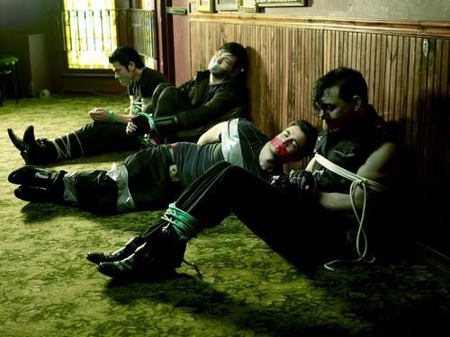 theromancaptain:  I like tough guys only when they’re nice & quiet. 